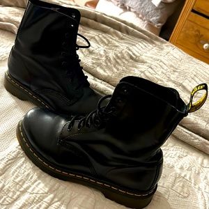 Doc Martins Combat Boots